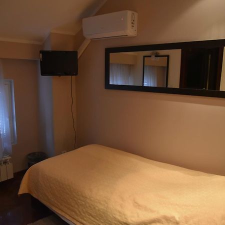 B&B Park Sremcica Extérieur photo